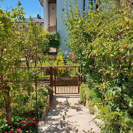 Casa Rosanna شقة بسكييرا ديل غاردا